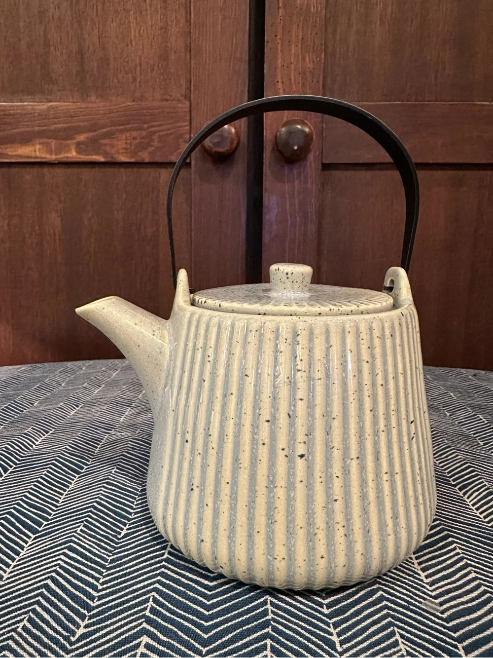BIA Pottery • Cordon Bleu • ceramic tea pot with strainer